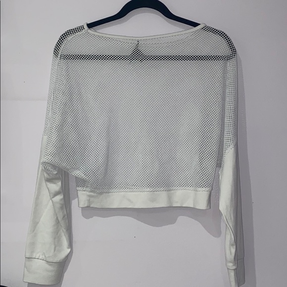 Long sleeve Fishnet Crop Top - Picture 3 of 3